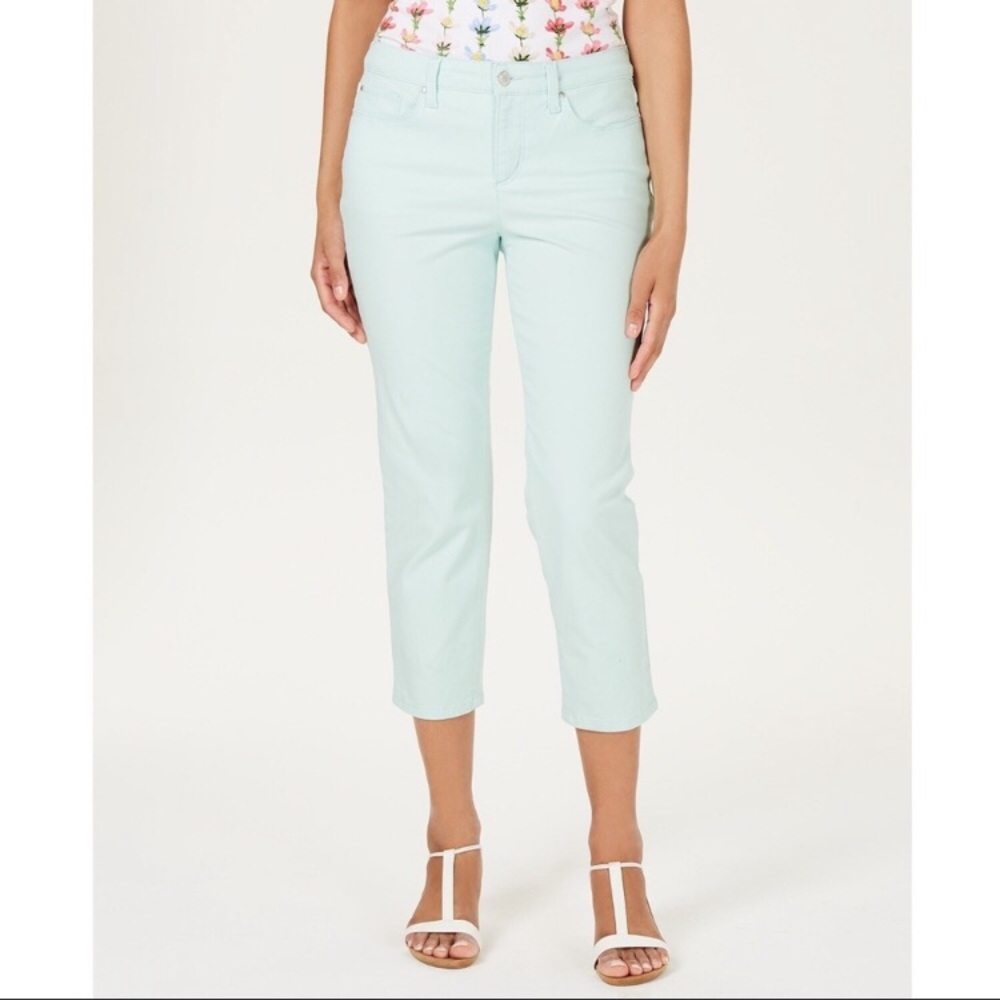 Charter Club Petite Cropped Capri Pants NWT